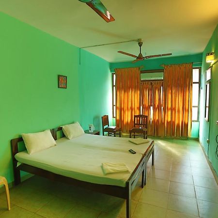 Hotel Orfil Calangute Exterior photo